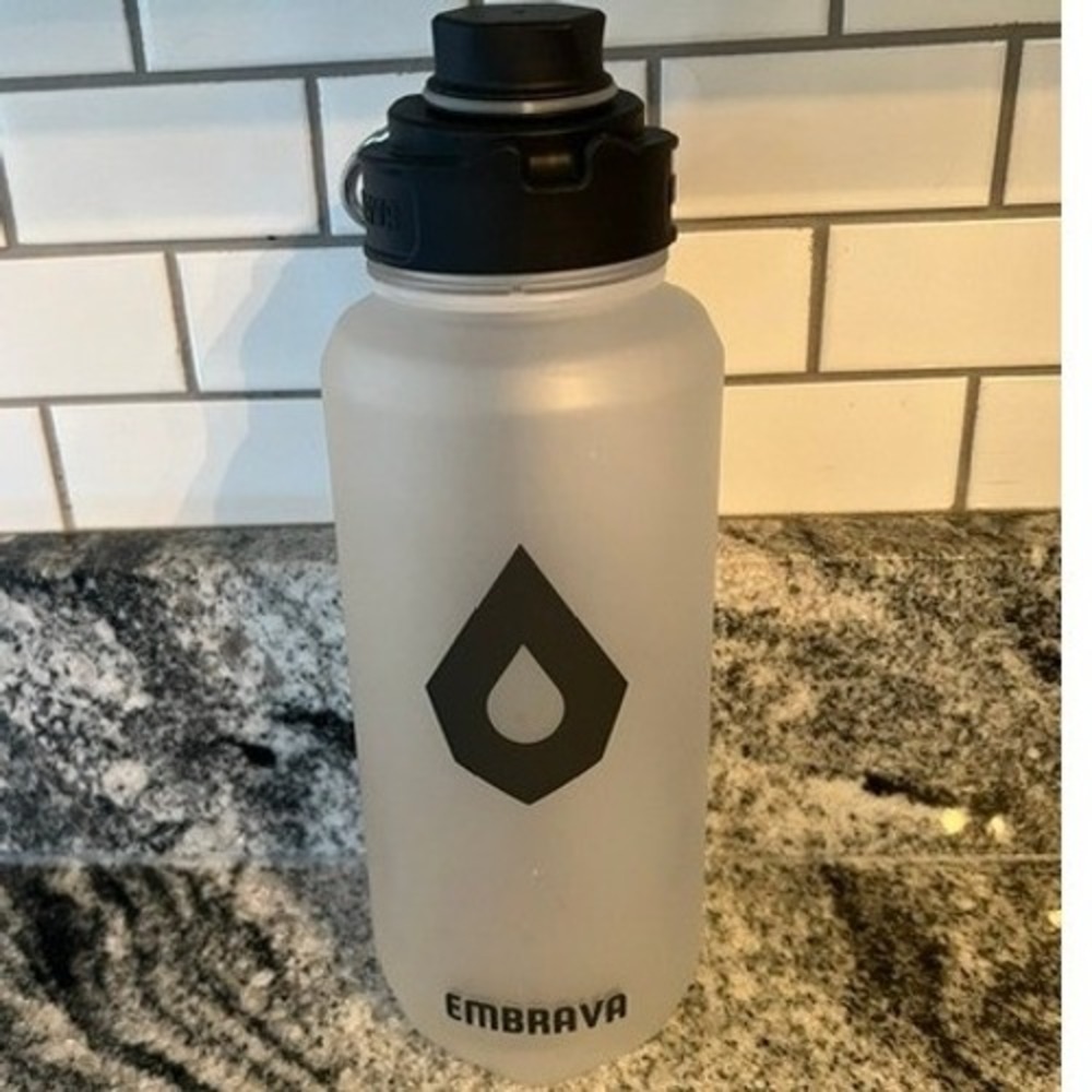Embrava Water Bottle Unisex 40oz Frosted White Good Sport Flip Top Hydration
